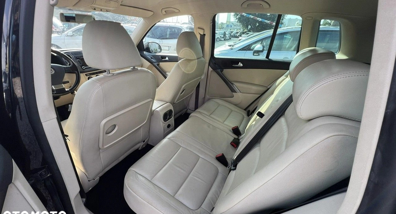 Volkswagen Tiguan cena 32900 przebieg: 272000, rok produkcji 2009 z Skawina małe 352